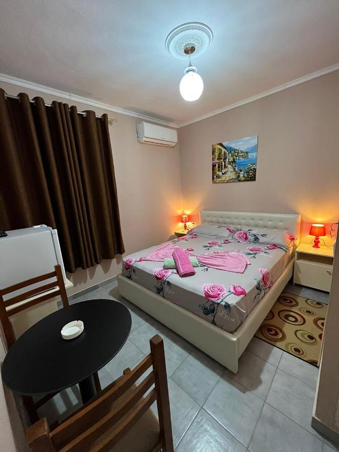 Hotel Ziku Дуррес Экстерьер фото
