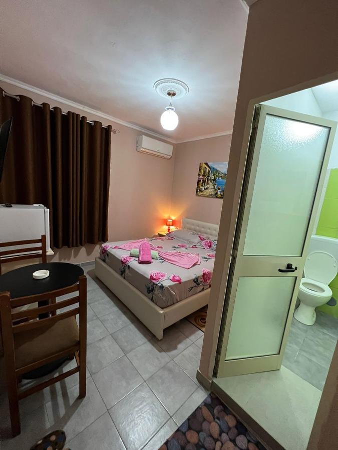 Hotel Ziku Дуррес Экстерьер фото