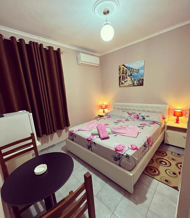 Hotel Ziku Дуррес Экстерьер фото